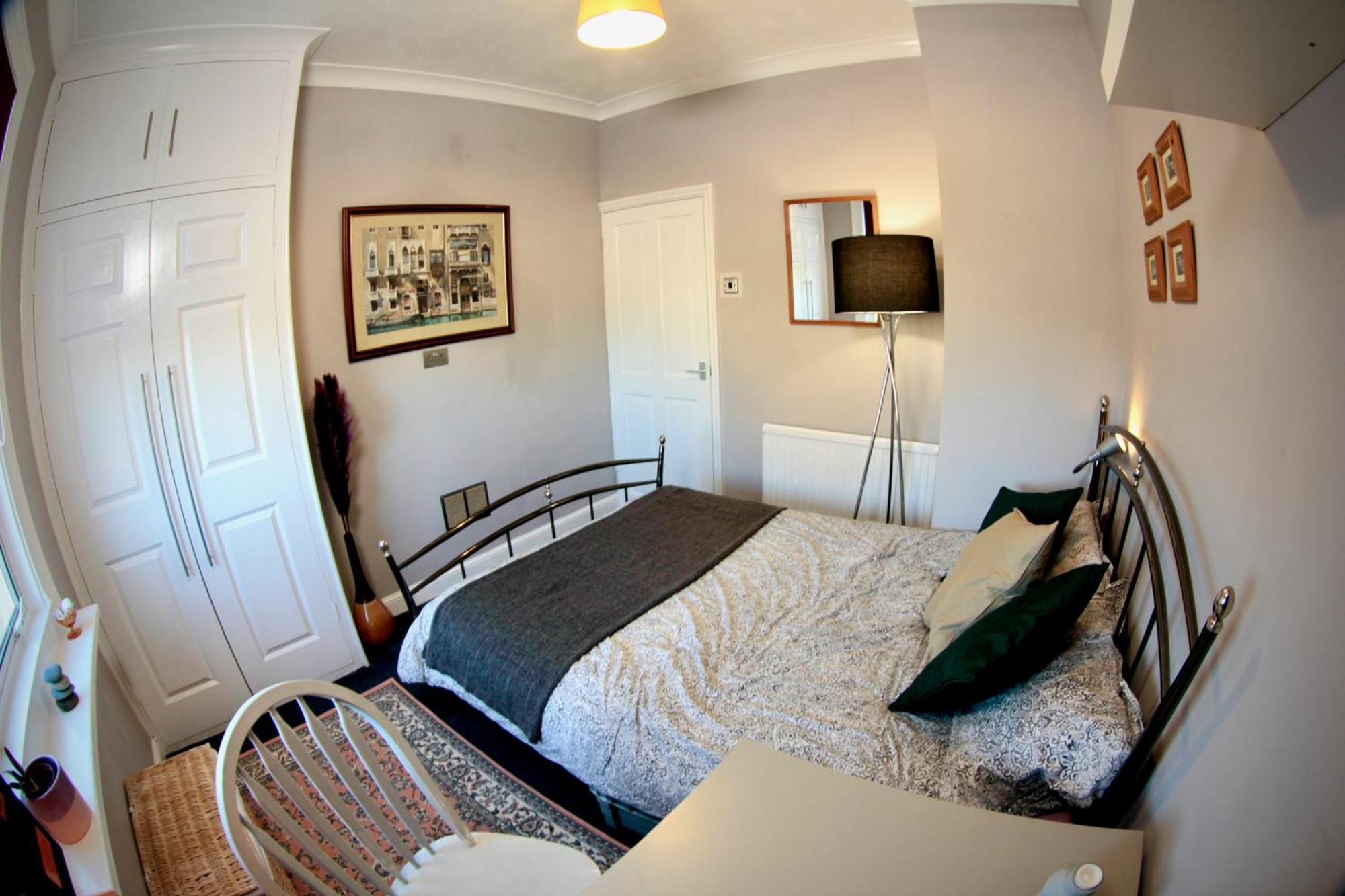 Stylish And Artistic Flat In Southend On Sea Apartment Exterior photo