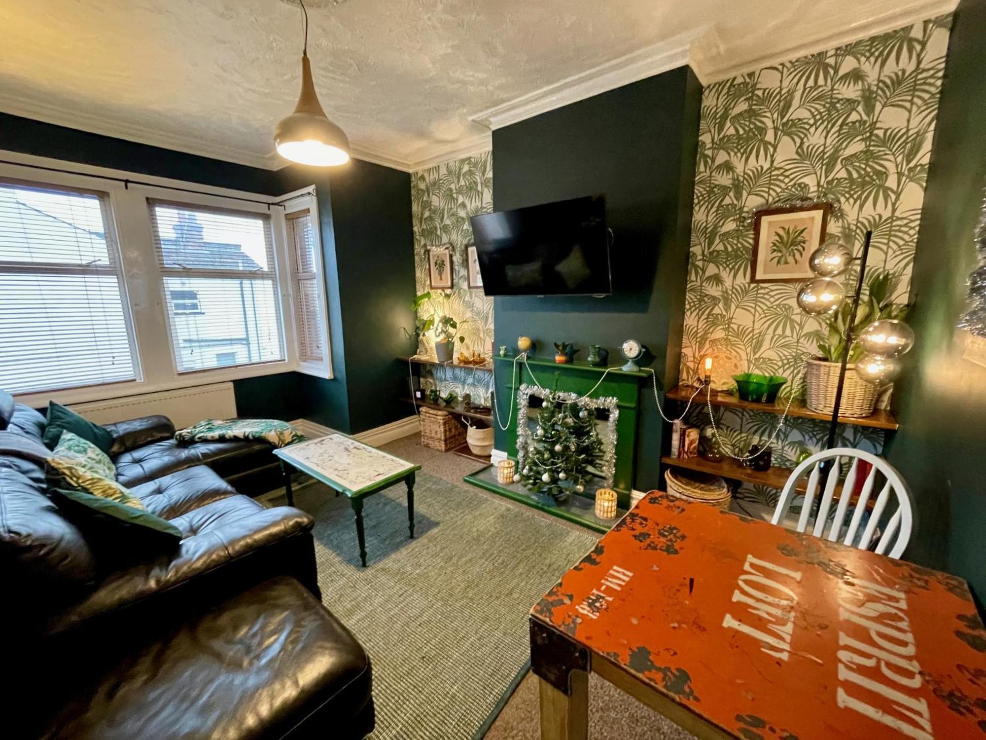 Stylish And Artistic Flat In Southend On Sea Apartment Exterior photo